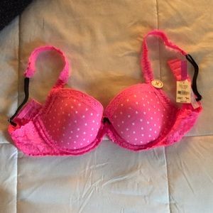 Brand New Adorable Victoria’s Secret Bra